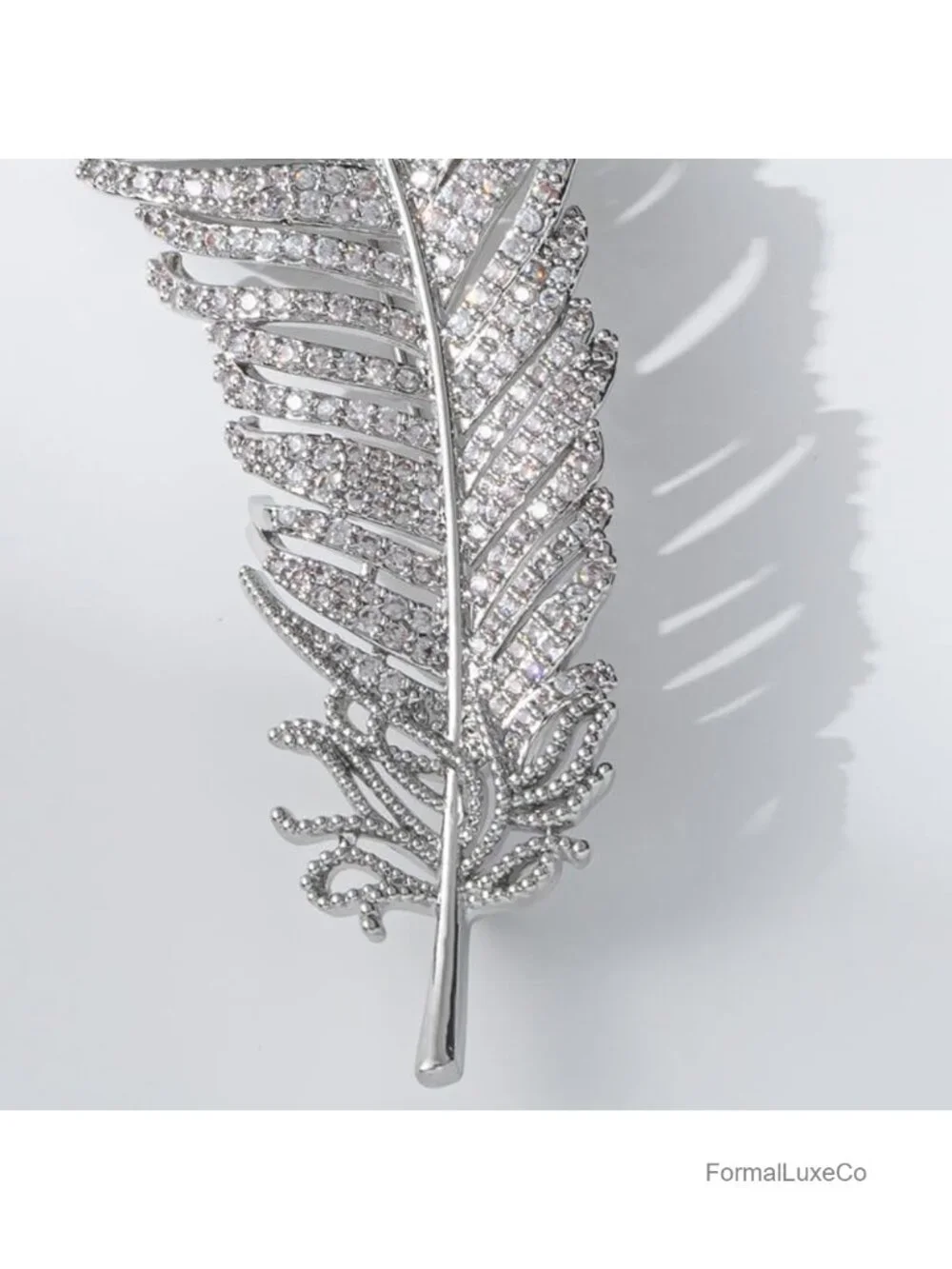 14K Gold Moissanite Feather Brooch Pin for Women Suit Shawl Scarf Clasp